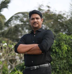 Satish-Kumar-Seena.jpeg